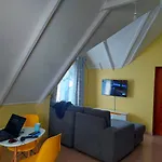 Kent\'S Penthouse In Karen