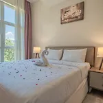 Lux Suites 37 On Kikambala Apartments
