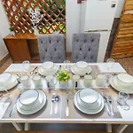 Lovely Studio Rooms In Runda, Astar Homestays