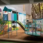 Modern Amenitiesurban Location Sophisticated Style