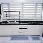 Executive 1 Bedroom Apartment In Nairobi Opposite 24Hr Mall!