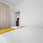 Fully Equipped 1Br Apt W Prime Location, King Bed
