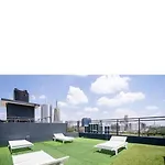 Laurel Hill Suites Palace