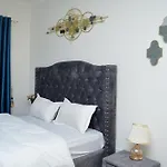 Air Bnb Holiday Rooms