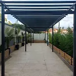 Silver Harbor Apartment