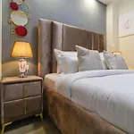 2 Bedroom Condo With A Balcony, Pool&Gym