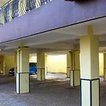 Diamond Suites School Lane