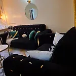 Executive Two Bedroom Master Ensuite Mirema Drive
