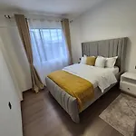 Cosy,Modern& Luxe