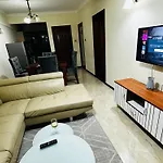 Frikinny Ventures - Luxury Apartment Close To State House