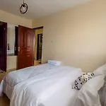 Lynx Apartments