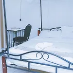 Lazarus Kaka Hotel Urbane