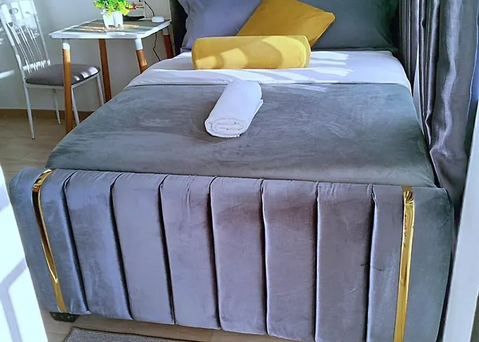 Polar Homes 2