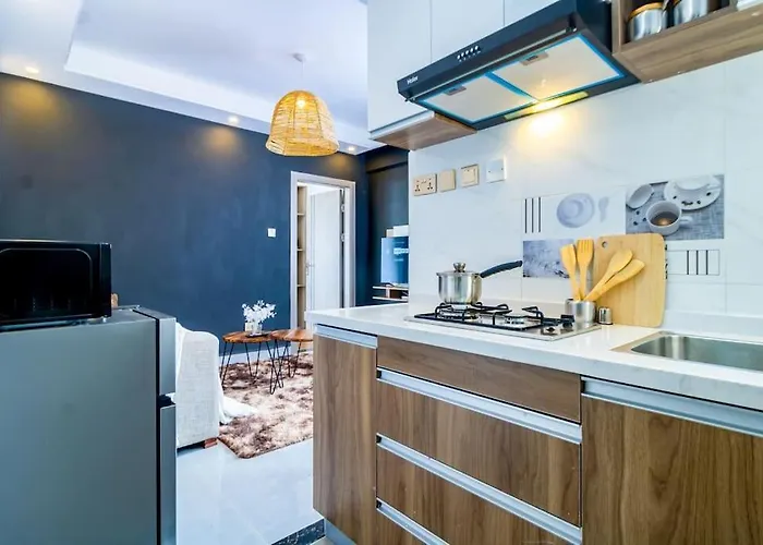Urban Retreat 1 Bedroom Apt