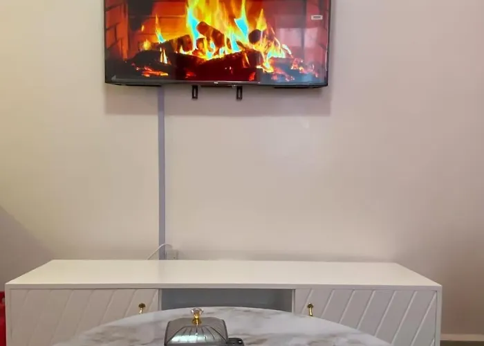 Modern Cosy Condo