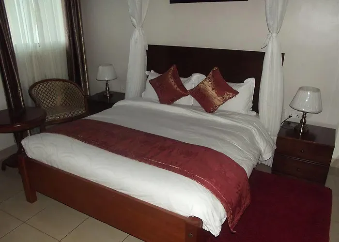 M P Hotel