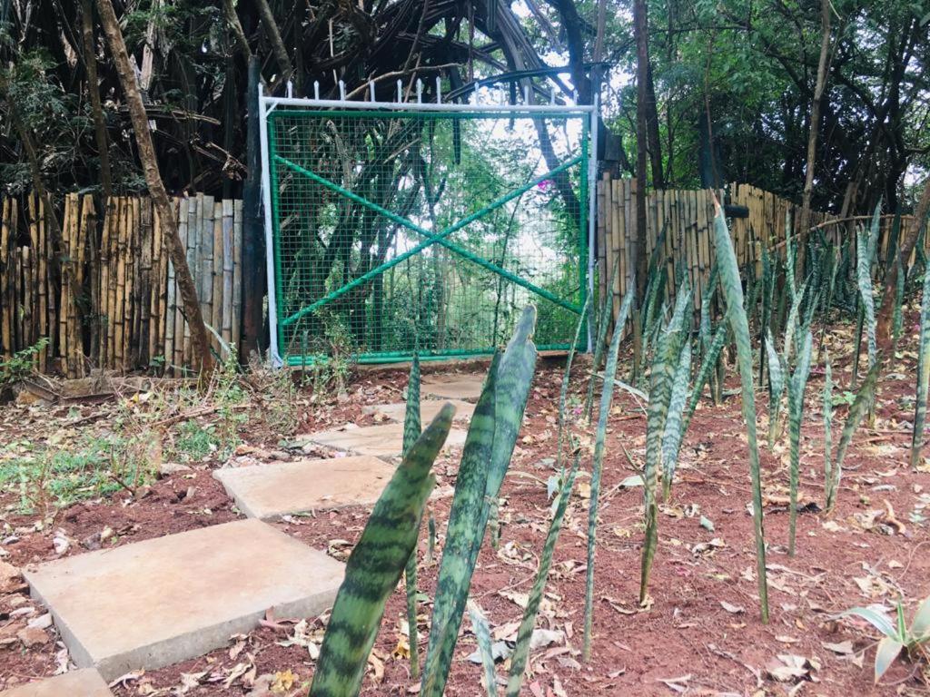Idyllic Mistley House And Gardens Off Kamiti Road. Acampamento Nairobi