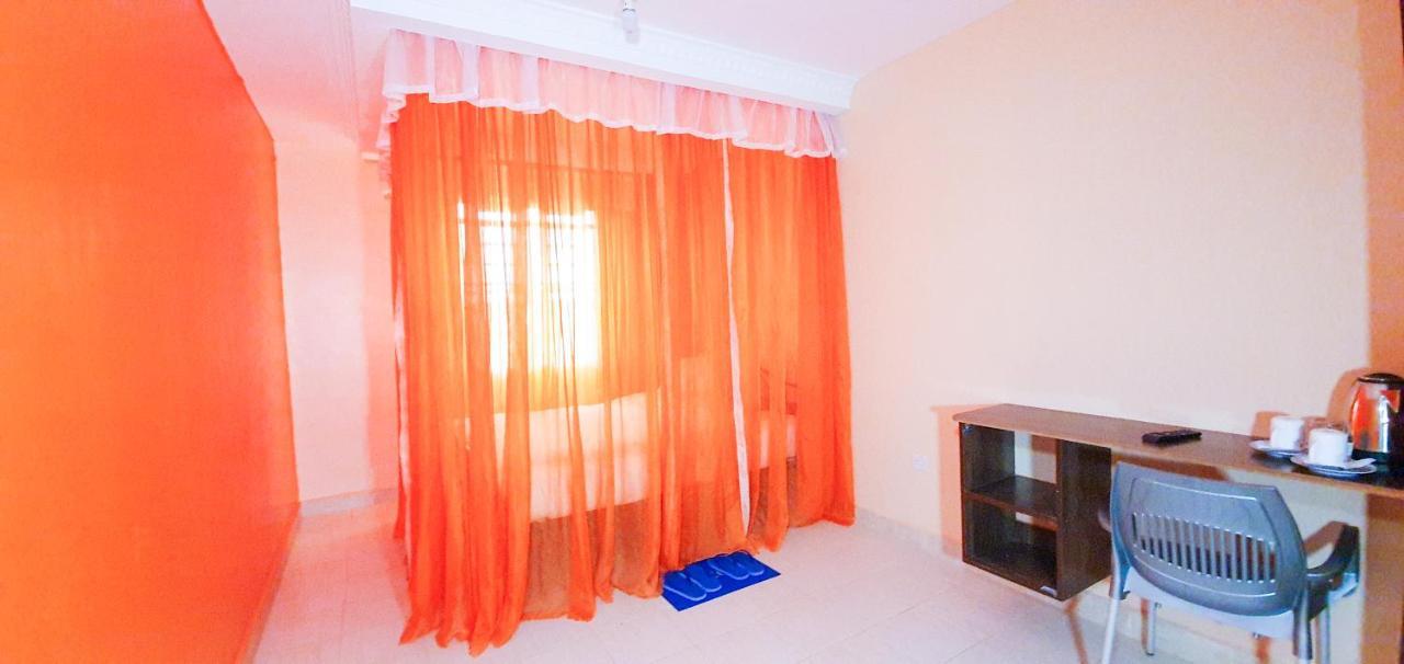 277 Luxury Kenya *