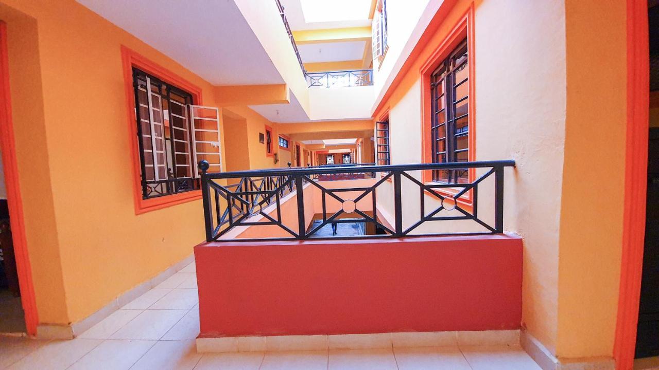 277 Luxury Kenya Bed & Breakfast