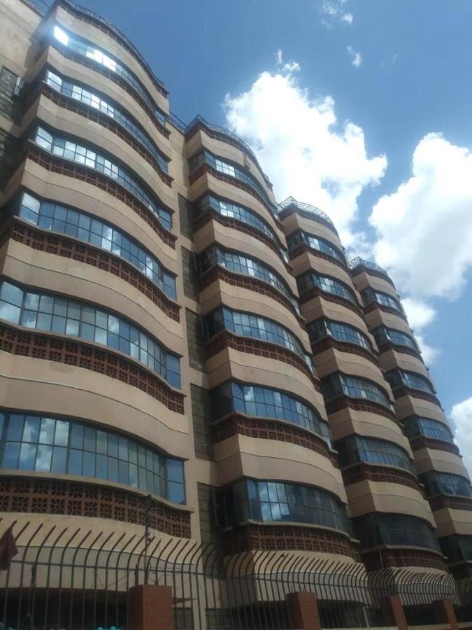 Lux Lumumba Drive Apartment