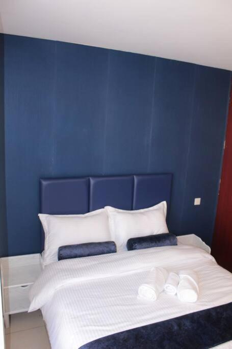 Royal Blue 3 Bedroom Apartment Nairobi