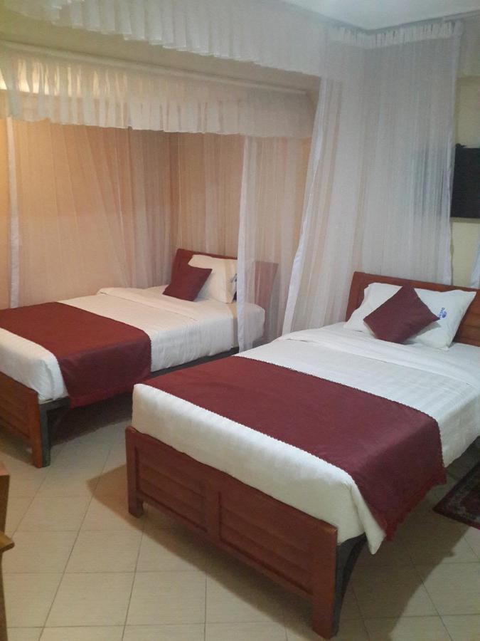 Hotel Decasa 3*