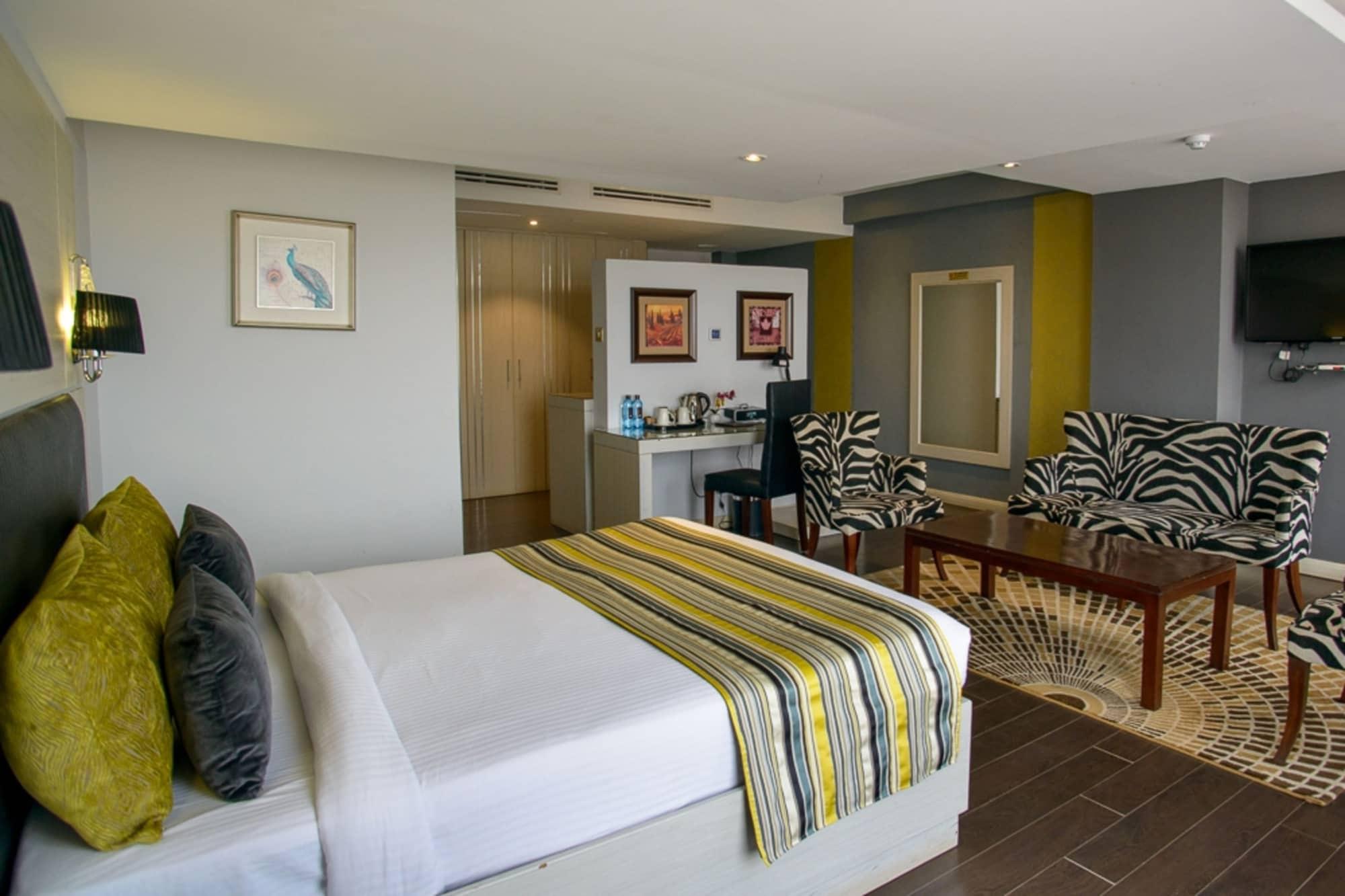 Hotel Cloud & 4*