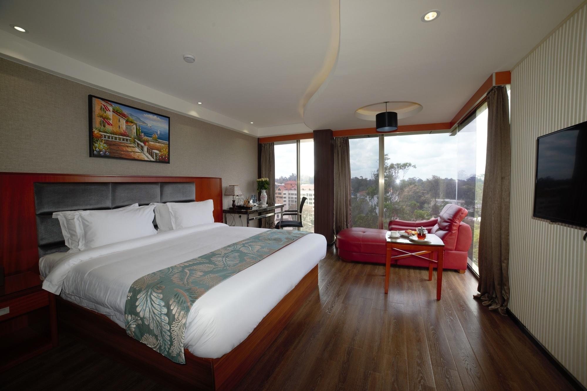Hotel Swiss International Lenana Mount 4*