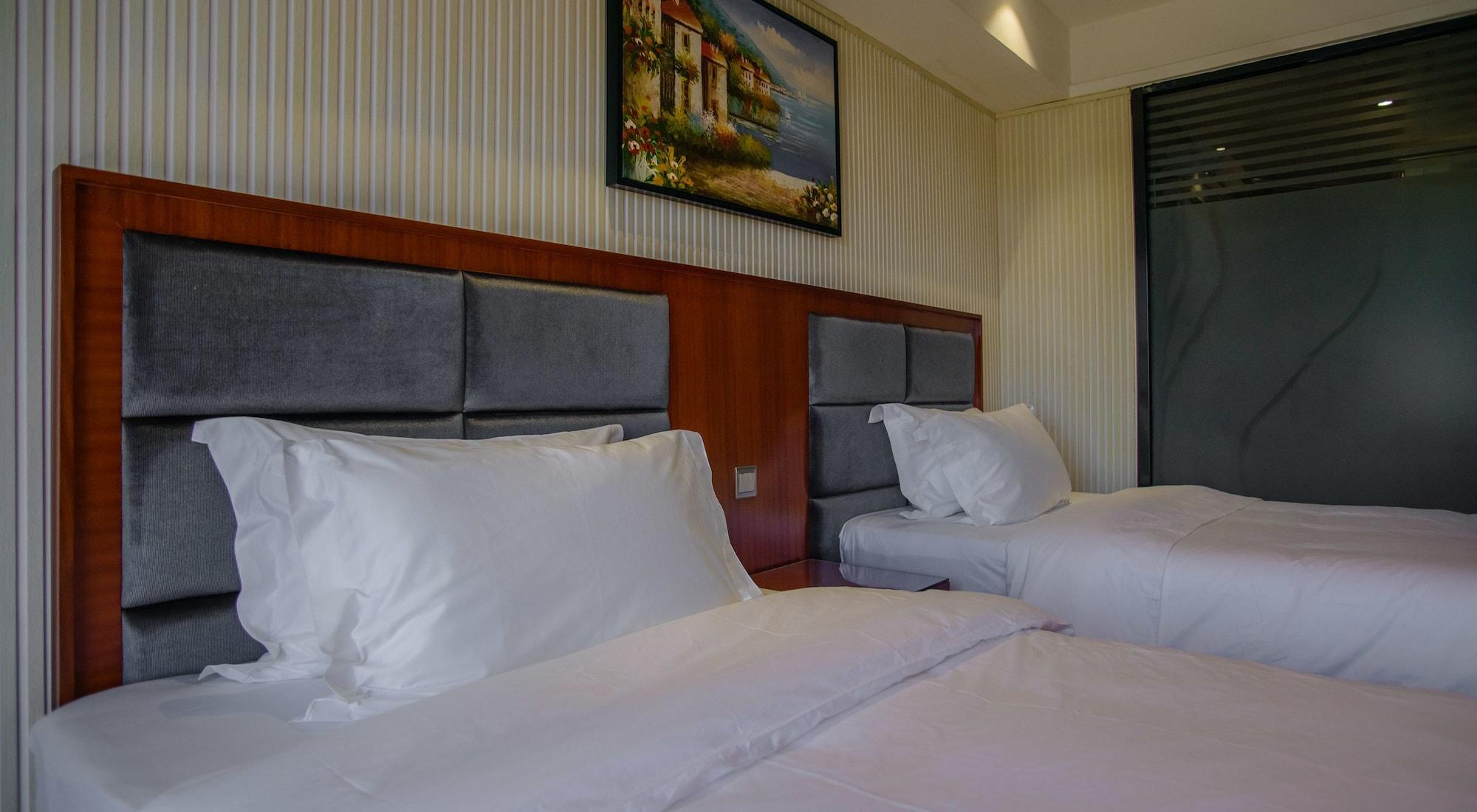 Swiss International Lenana Mount Hotel 4*