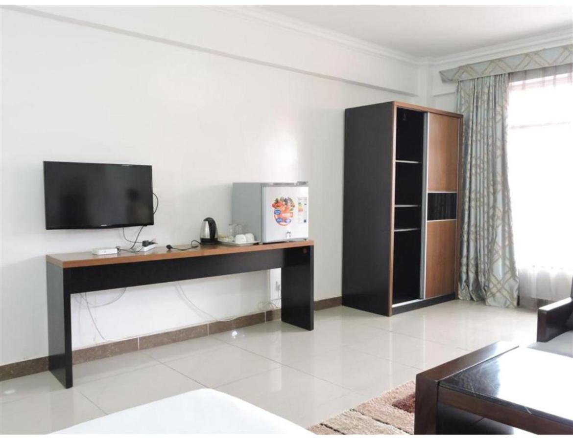 Sky Hotel 3*