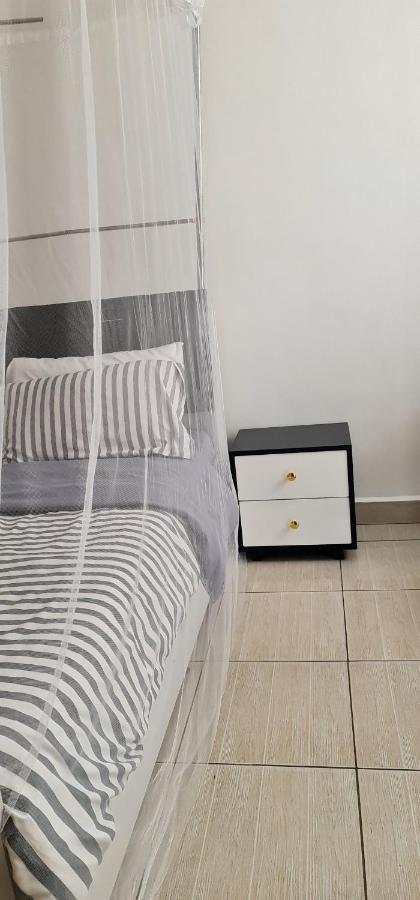 Apartment Maureen's Furnished At Eagle Tower *