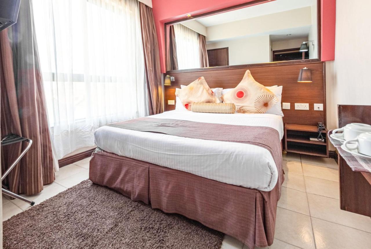 Rio 4* Nairobi