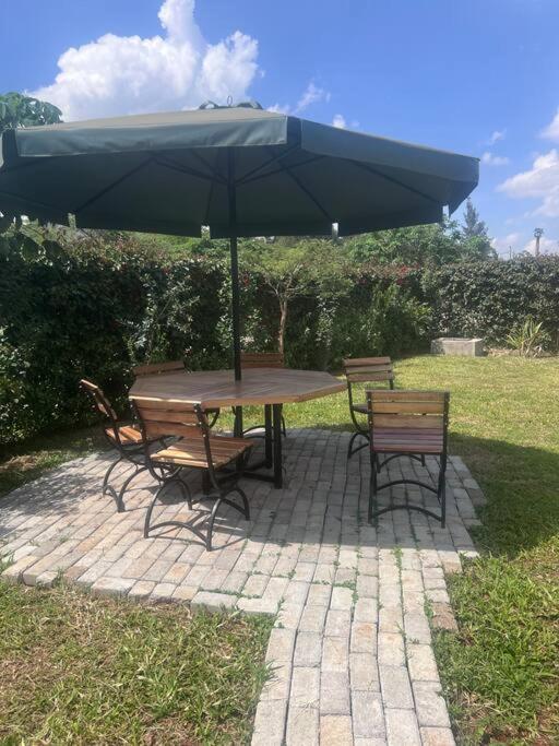 Modern &homely Guest W/free Parking In Karen * Nairobi