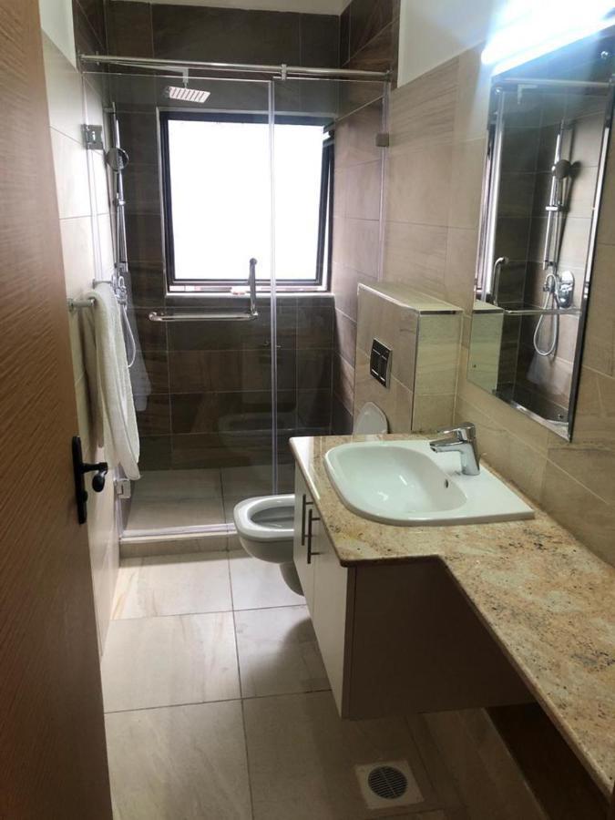 Apartment Almas Towers *