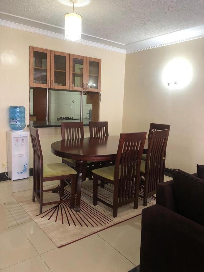 Thompson * Nairobi