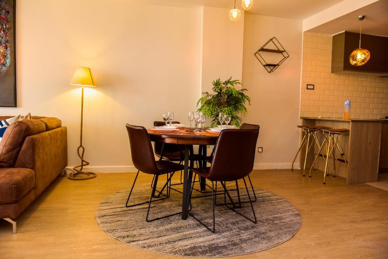 2 Bedroom In Riverside Drive, *