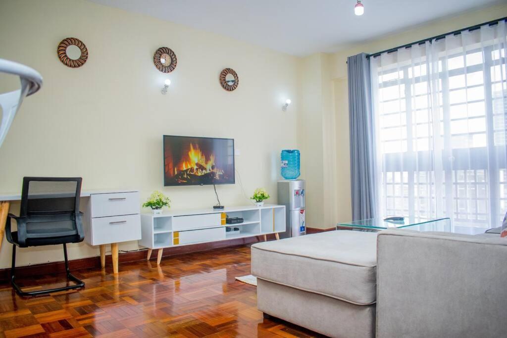 Classy 1br In Westlands, Gym, Workspace, Parking * Nairobi