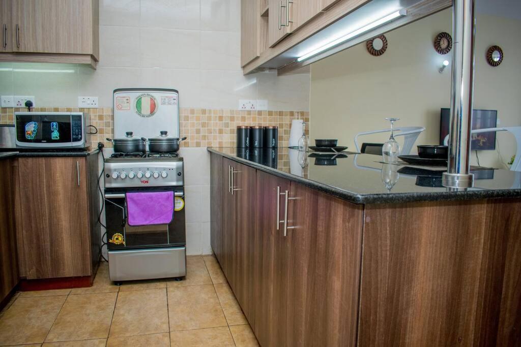 Classy 1br In Westlands, Gym, Workspace, Parking Apartment *
