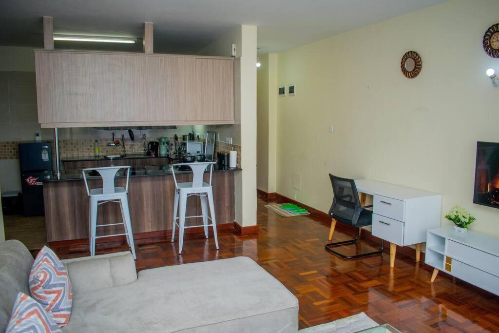 Classy 1br In Westlands, Gym, Workspace, Parking Apartment