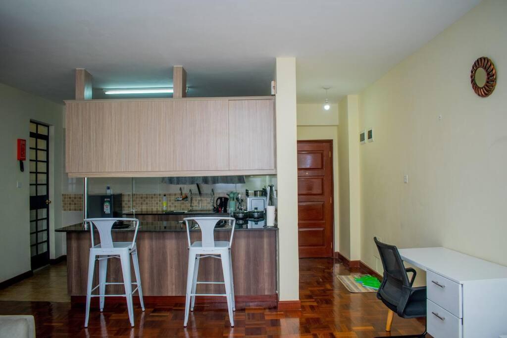Classy 1br In Westlands, Gym, Workspace, Parking * Nairobi