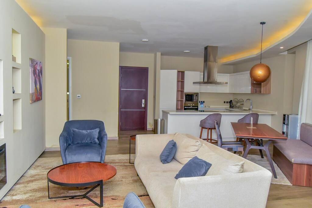 Zuri Apartment *