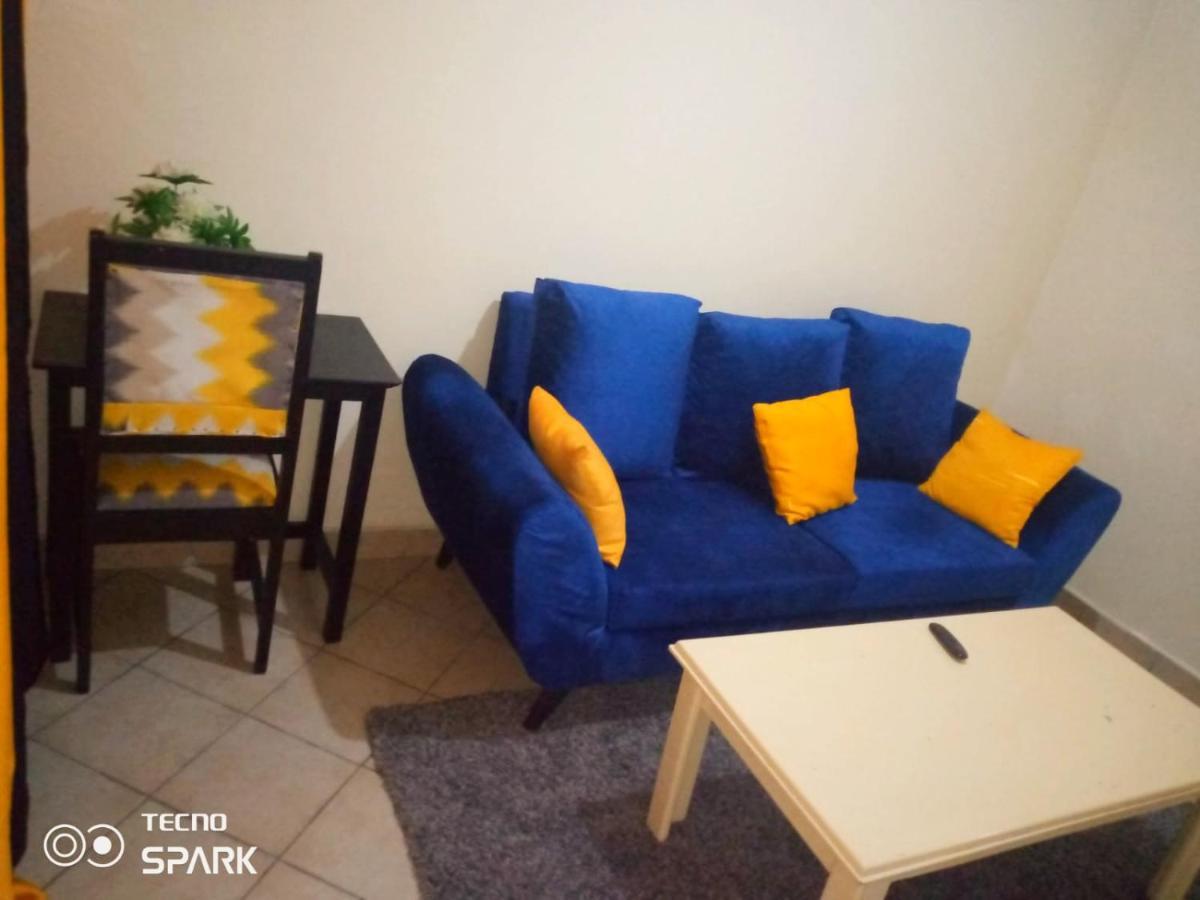 South B Studio Sanasana * Nairobi