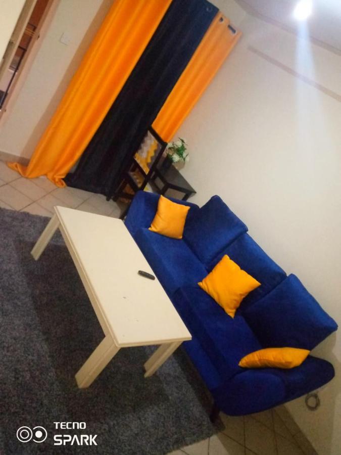 South B Studio Sanasana *