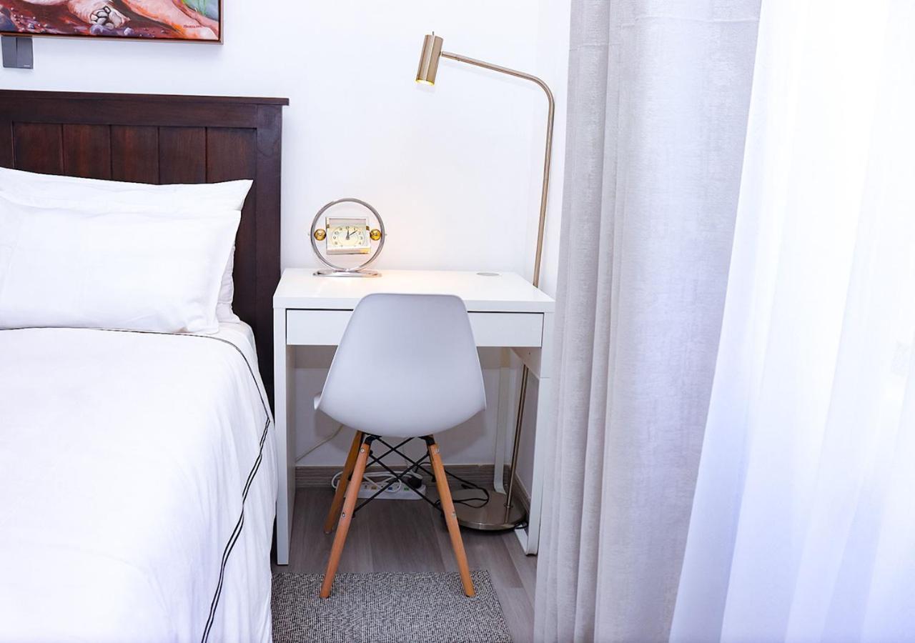 Rose Manor - Cozy Luxurious 2 Bedroom In Kilimani Apartment Nairobi