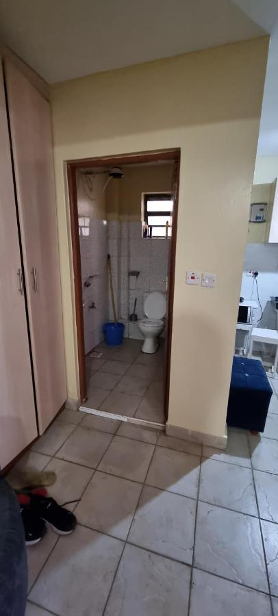 Apartment Spacious Studio Apartment, Bedsitter Along Trm Drive *