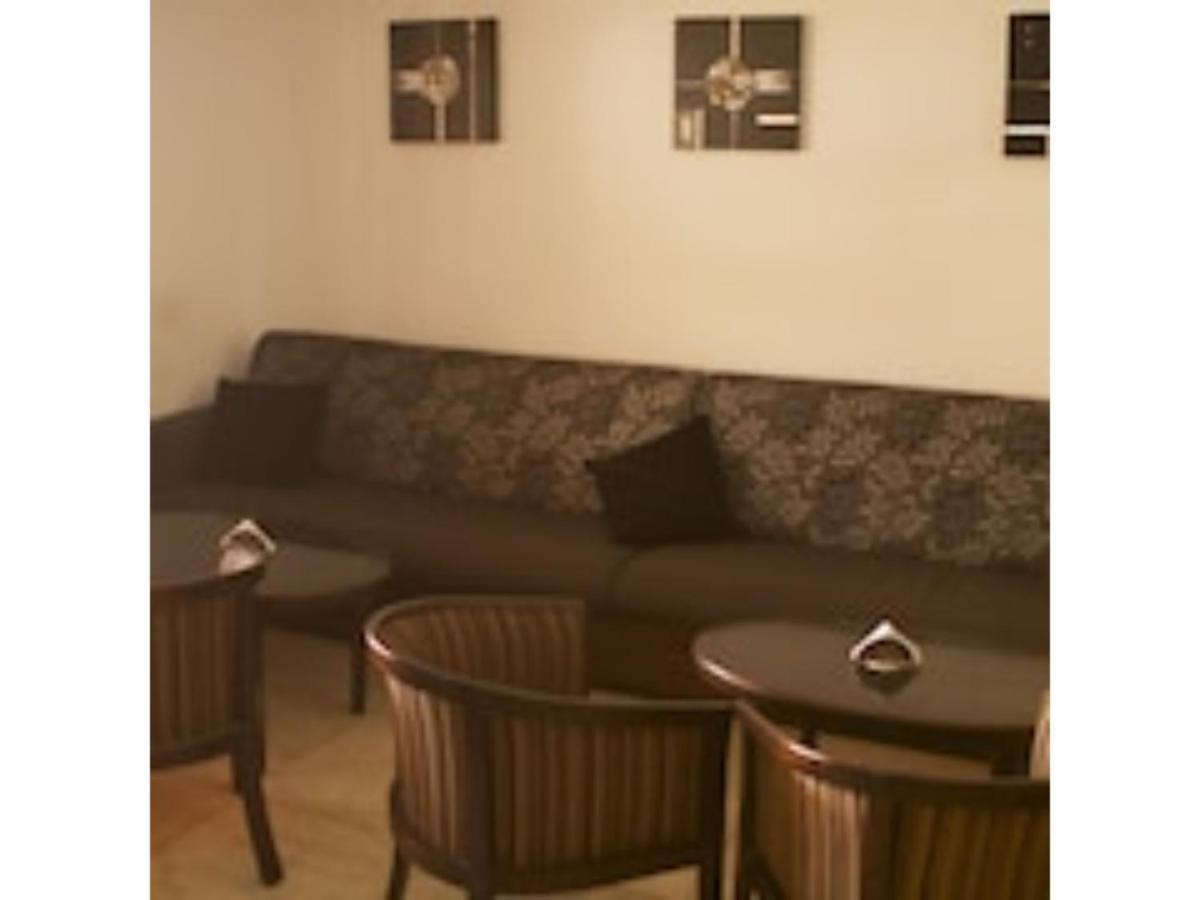 O'sinkirri Hotel Nairobi