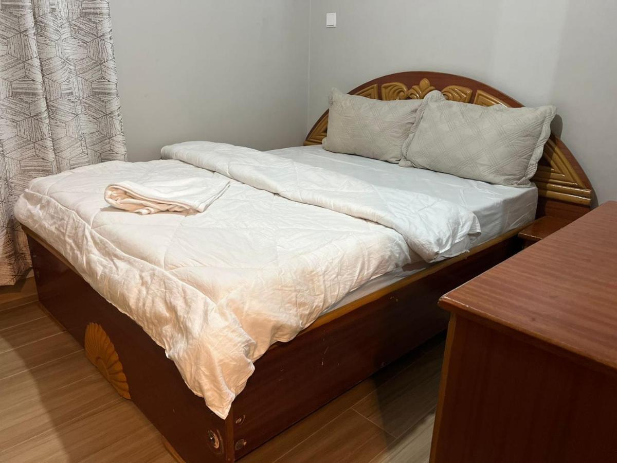 Pinnacle Apartment