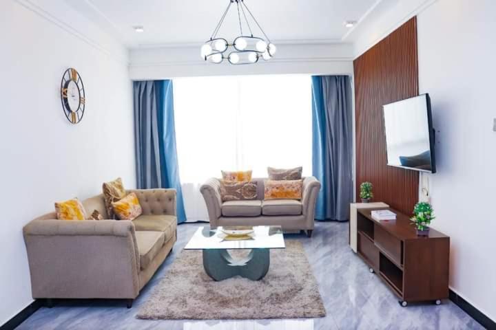 Bed & Breakfast Staroot 2 Bedroom In Kilimani Nairobi