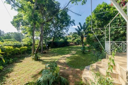 Guest house Lovely In Runda, Astar