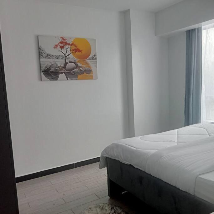 Spacious,3bed,3bath Sleeps 6! Close To Yaya Center